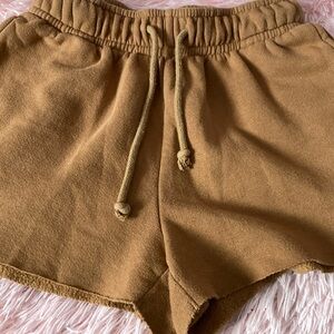 Wild Fable light brown shorts